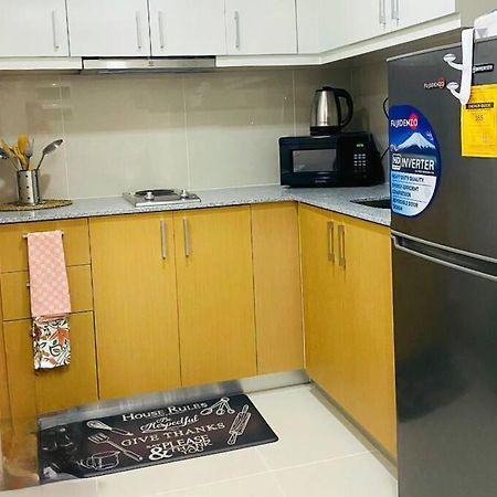 Cosy Executive 1 Bedroom Uptown Parksuites Ultra Fast Internet Manila Exterior foto
